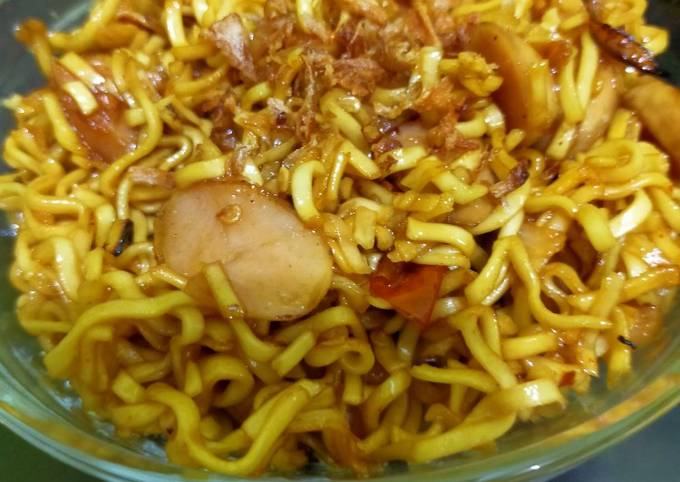 Resep Mie goreng sosis ala rumahan Anti Gagal