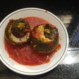 Zapallos rellenos en salsa de tomate
