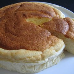 A picture of Yoghurt Soufflé Cake.