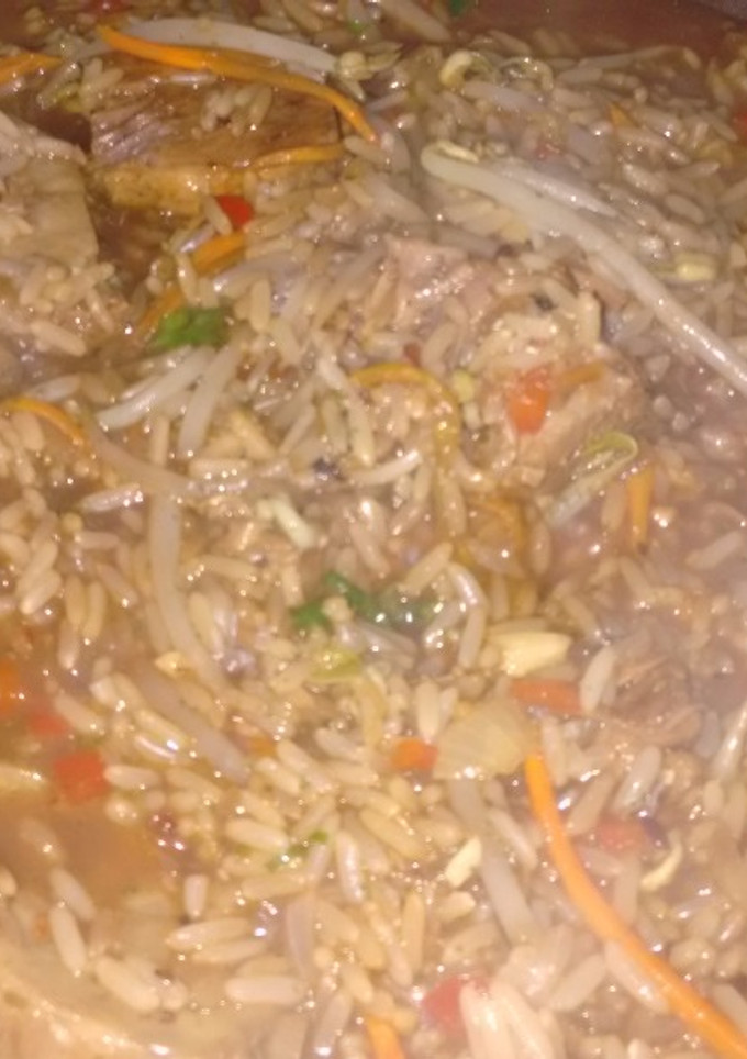 Una foto de Chow fan de cerdo