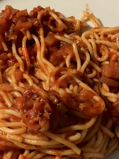 Paradicsomszószos tészta recept fotója