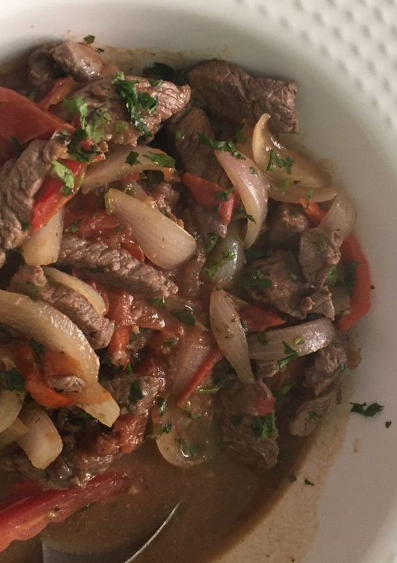 Una foto de Lomo Saltado