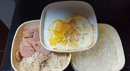 Hình ảnh món Miến trộn nấm kim châm và dồi heo và trứng keto