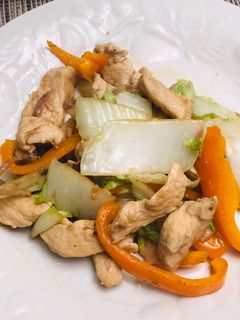 A picture of Ginisang Pechay with chicken.