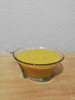 Una foto de Salsa de mango y curry