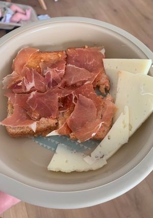 Una foto de Desayuno de Mateo ¡como un señor!