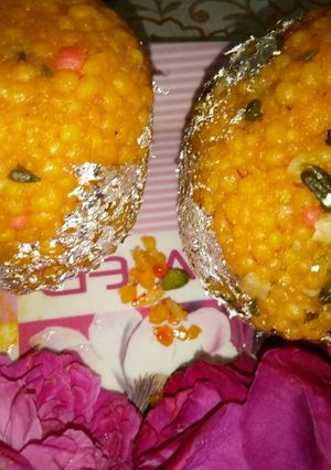 A picture of Boondi ke laddu.