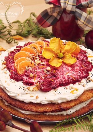 Foto de Bolo de Laranja com Chantilly de Coco e Ameixa