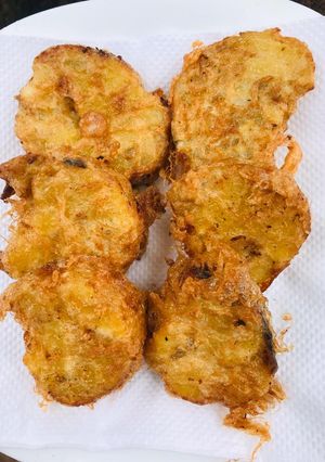 A picture of Potatoes fry.
