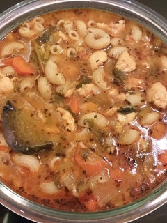 عکسی از دستور سوپ مرغ و پاستا