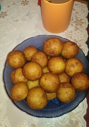 A picture of Sweet potato balls.