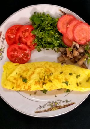फ़्रेंच ऑमलेट(French omelette recipe in Hindi) रेसिपी मुख्य फोटो
