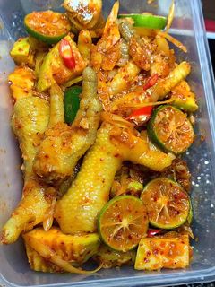 Hình của món Chân gà sốt Thái.