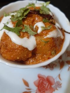 কাশ্মিরী দম আলু (Kashmiri dum aloo recipe in Bengali) রেসিপির প্রধান ছবি