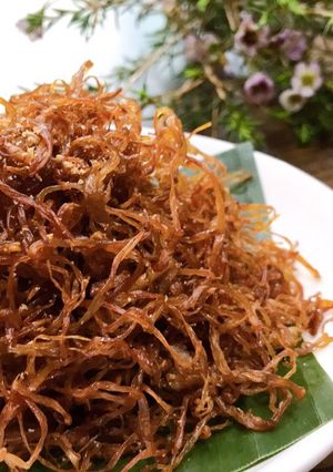 Hình của món Chà bông (ruốc) nấm kim châm.