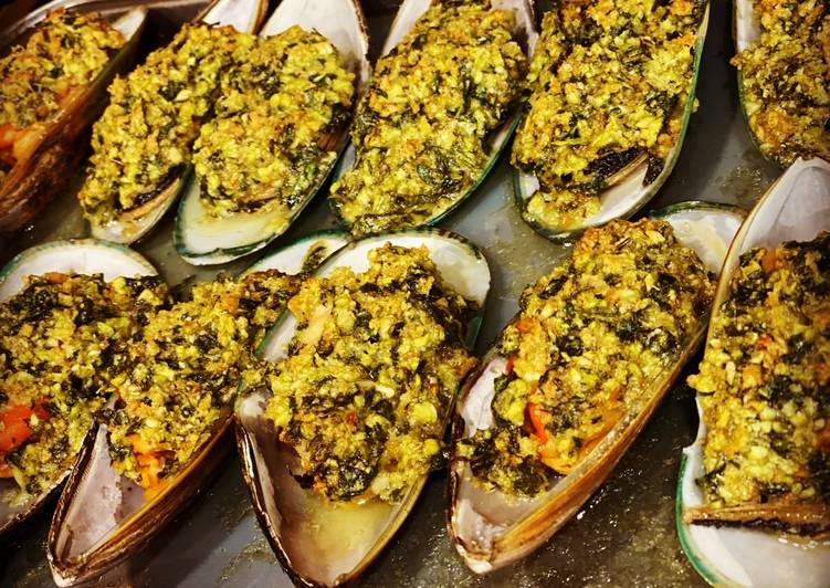 Baked Mussels