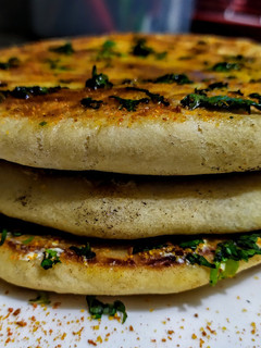 Una foto de PAN NAAN O Pan Indio...😋!