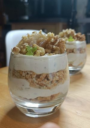 Une photo de 🌿 Tiramisù salé gorgonzola et oignon confit