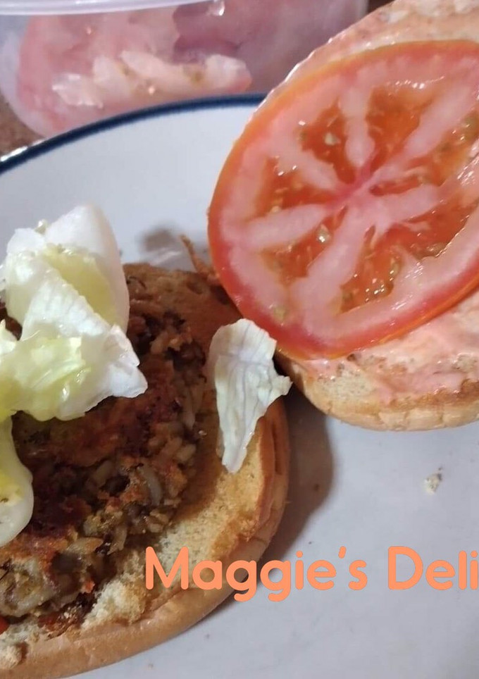 Una foto de Hamburguesa de lentejas y arroz