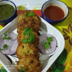 A picture of Leftover Rice cutlets.