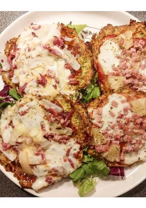 Une photo de Pizza maison ~ pâte aux courgettes