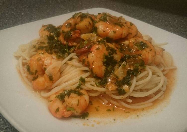 Garlic Prawns Spaghetti