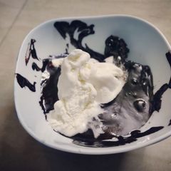A picture of Sizzler brownie.