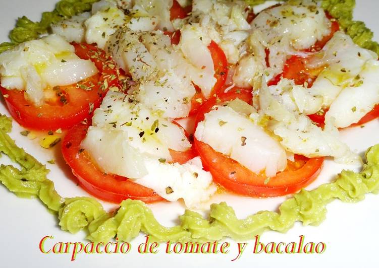 Carpaccio de tomate y bacalao con guacamole