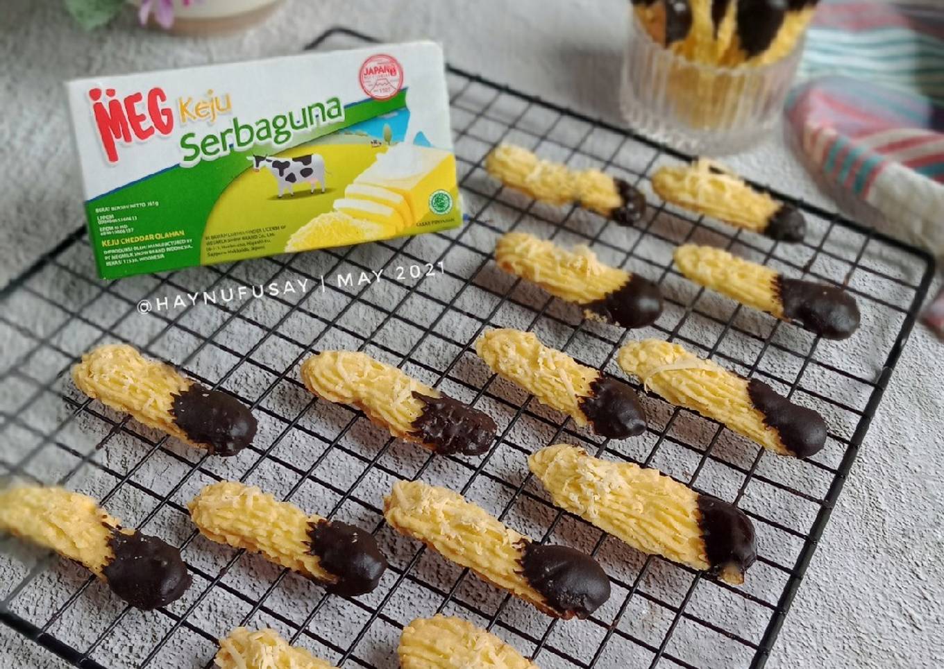 Sweet Cheesy Choco Cookies