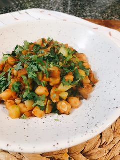 Una foto de Garbanzos con verduras