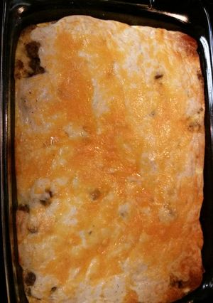 A picture of Biscuits and Gravy Casserole .