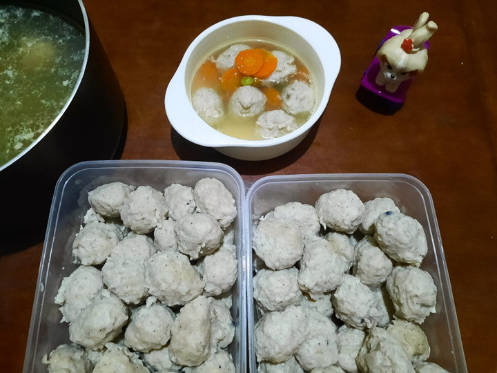 Anti Ribet, Buat Baso Ayam Lada Hitam Irit Anti Gagal