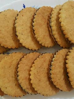 صورة لوصفة اقراص بالتمر طعم وشكل روووعة 😋