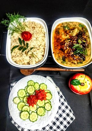 A picture of Okhai Daal.