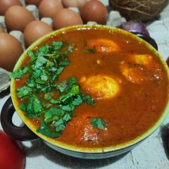 A picture of Egg curry.
