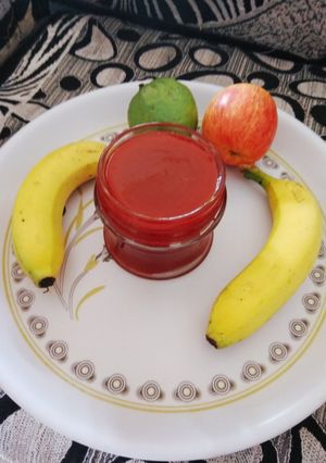 A picture of Mixed fruit jam.