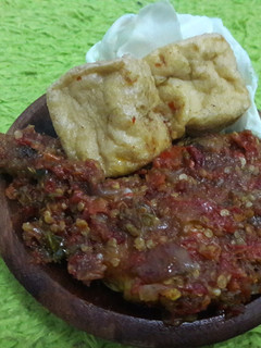 Foto resep Ayam penyet / sambal ayam goreng / sambal ayam penyet