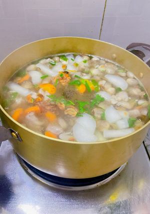 Hình của món Nui hầm xương.