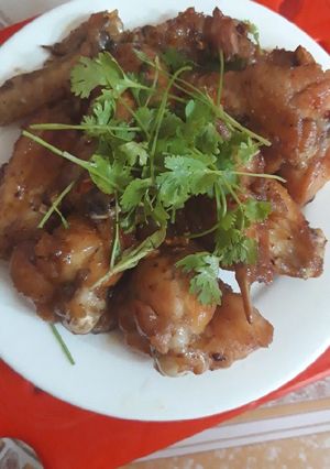 Hình của món Cánh gà chiên mắm.