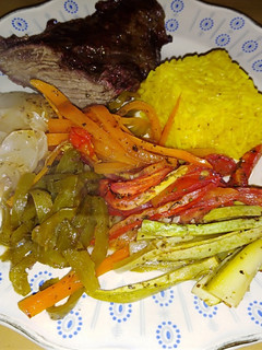 Una foto de Vacío al horno fácil con guarnición saludable