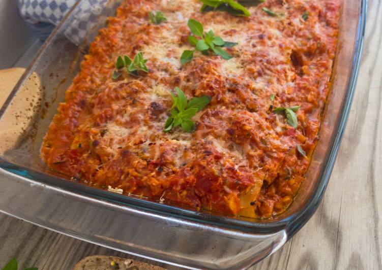 Cannelloni Mit Tomaten Hahnchen Fullung Und Mediterranen Krautern Rezept Von Lisa Wulfing Cookpad