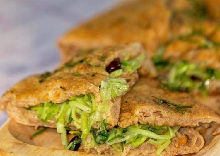 How to Make Super Quick Homemade Focaccia Integrale ripiena di Puntarelle, Alici e Taggiasche