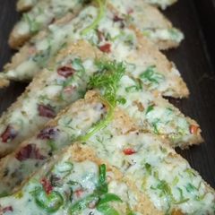 A picture of Cheese Chilli Toast.