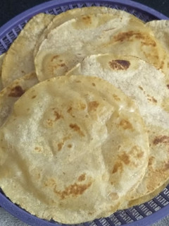 A picture of Roti.