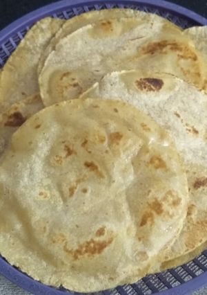 A picture of Roti.