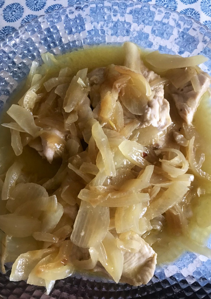 Una foto de Pechuga de pollo en escabeche