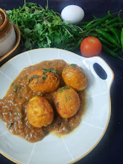 A picture of Egg curry.