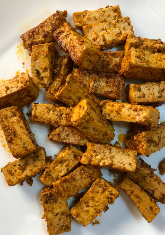 Una foto de Tofu marinado