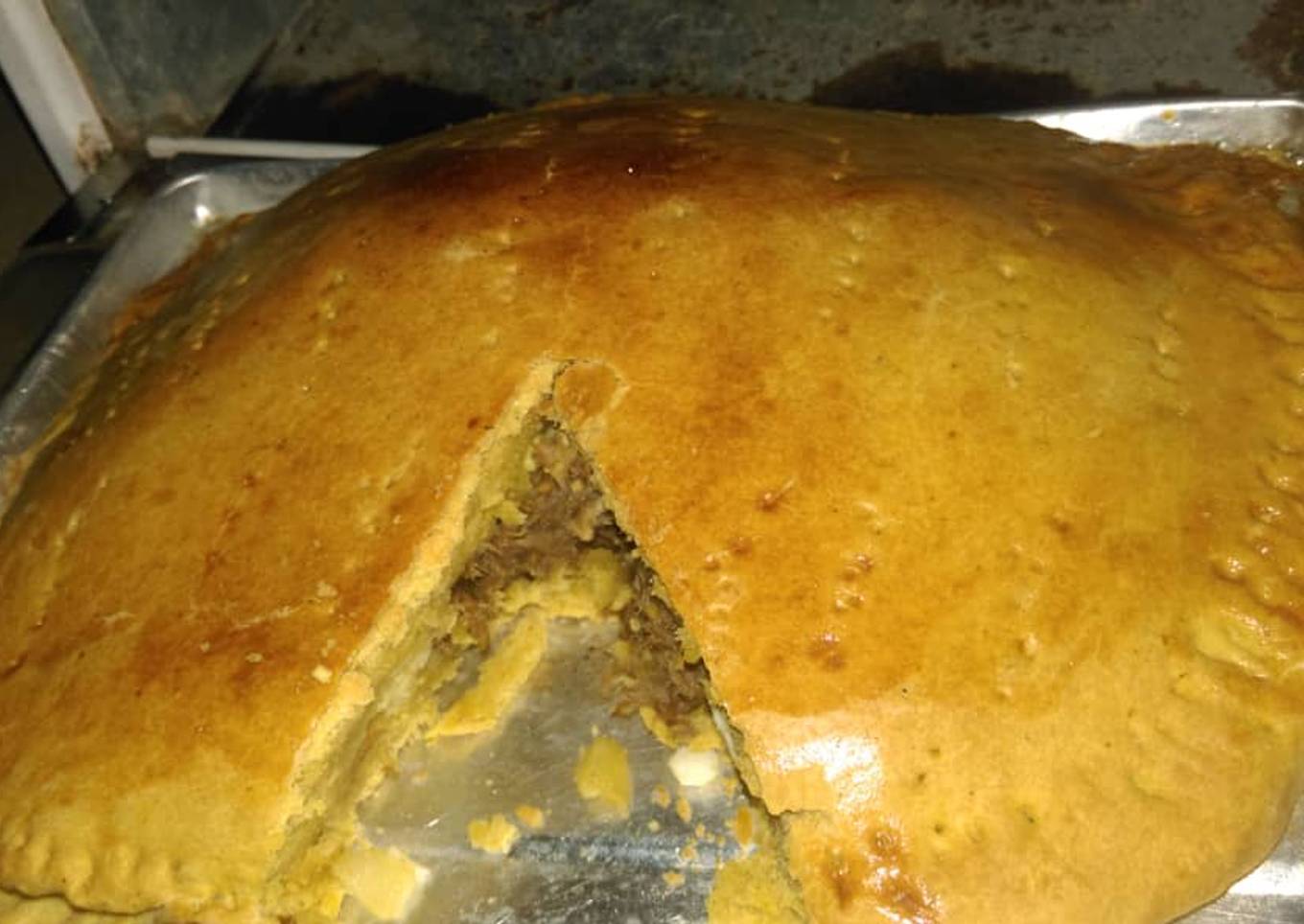 Oven meat pie