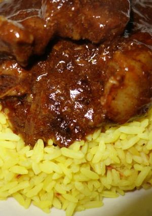 A picture of Curry beef stew.